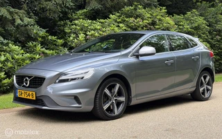 Volvo V40 2.0 T4 190PK Automaat Trekhaak Clima Cruise Leer