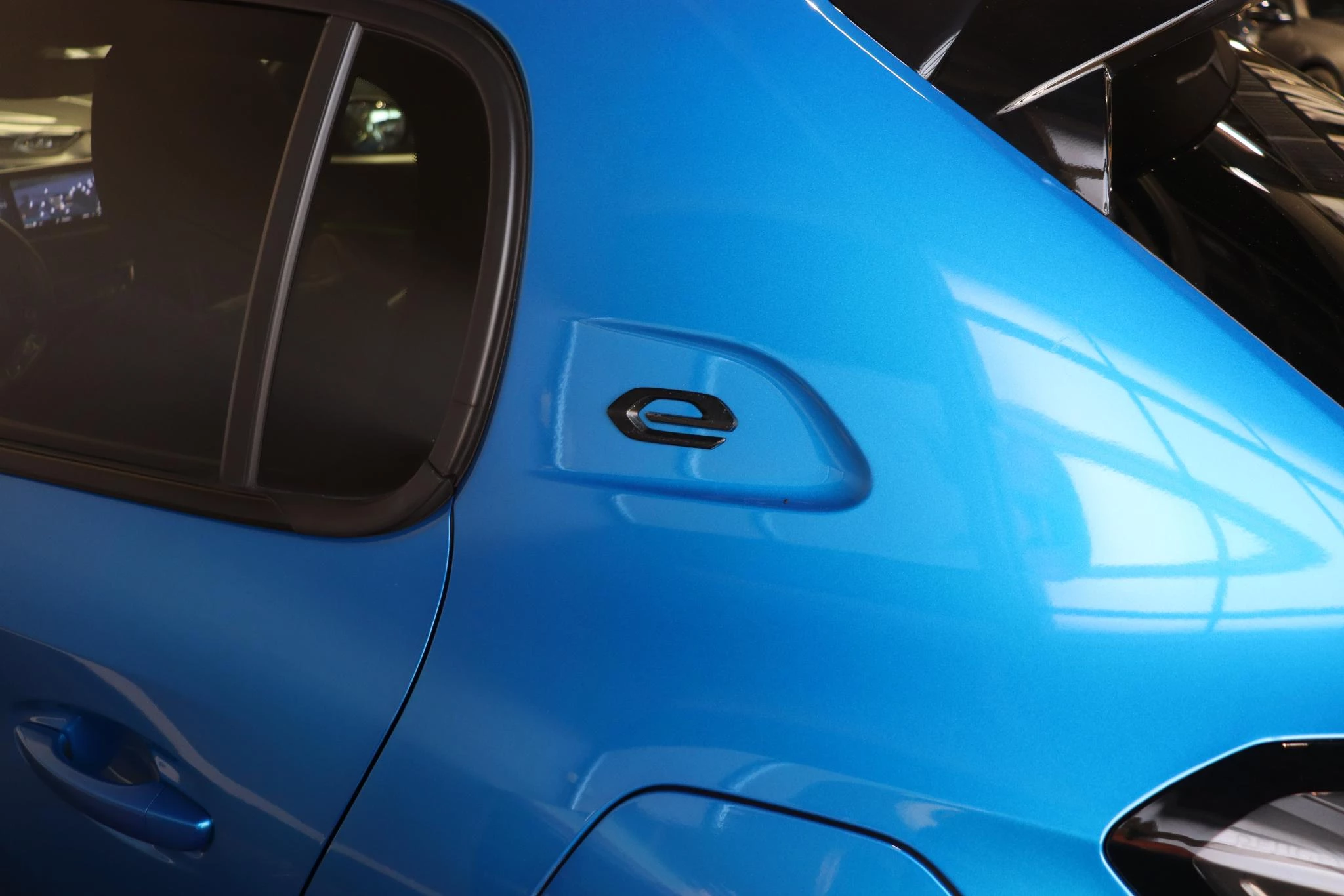 Hoofdafbeelding Peugeot e-208