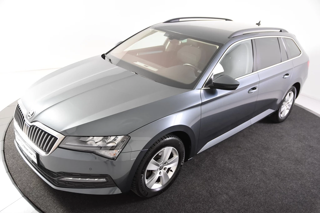 Hoofdafbeelding Škoda Superb