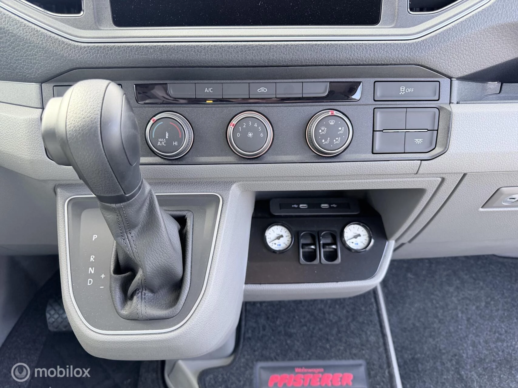 Hoofdafbeelding Knaus TGE 3.180