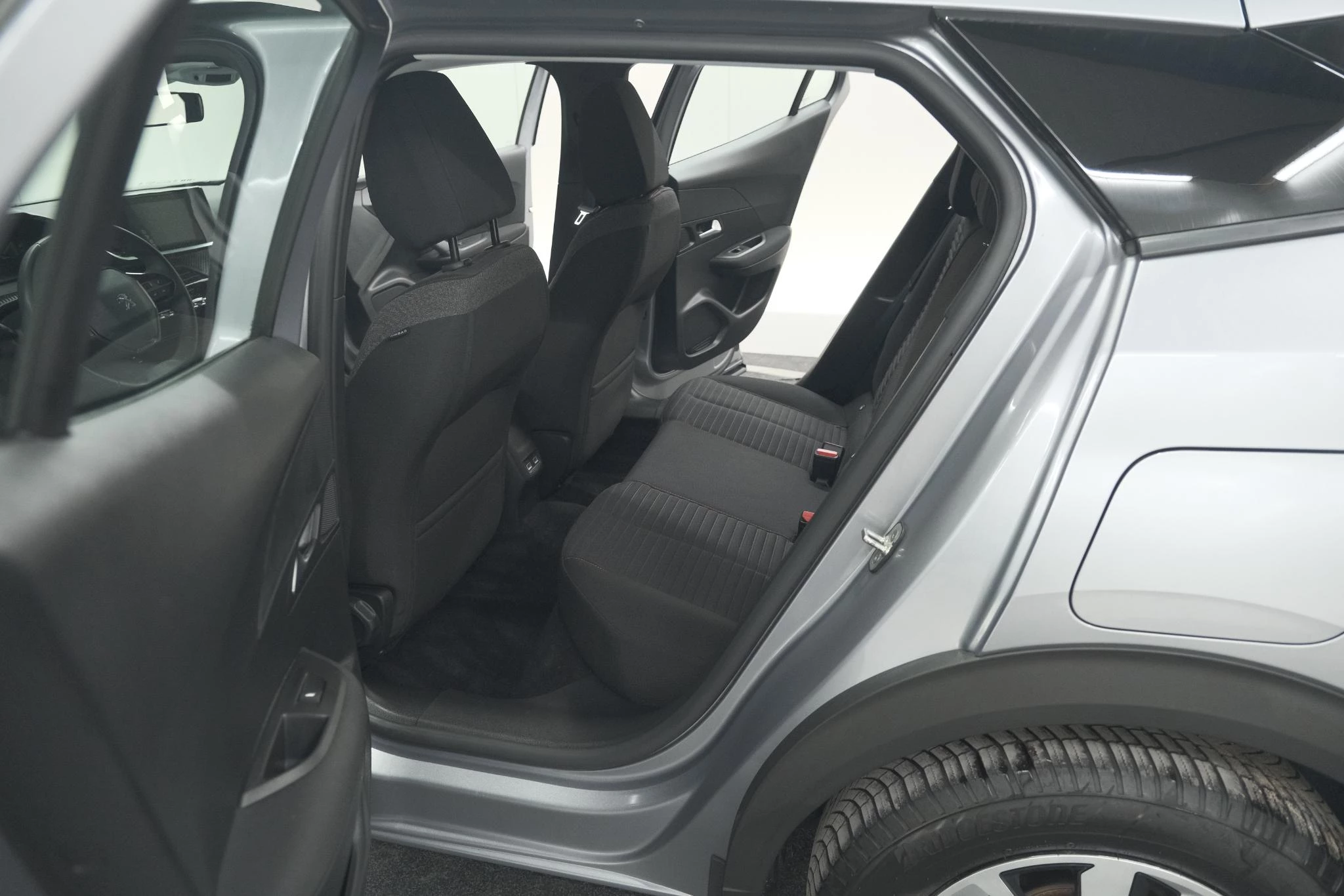 Hoofdafbeelding Peugeot e-2008