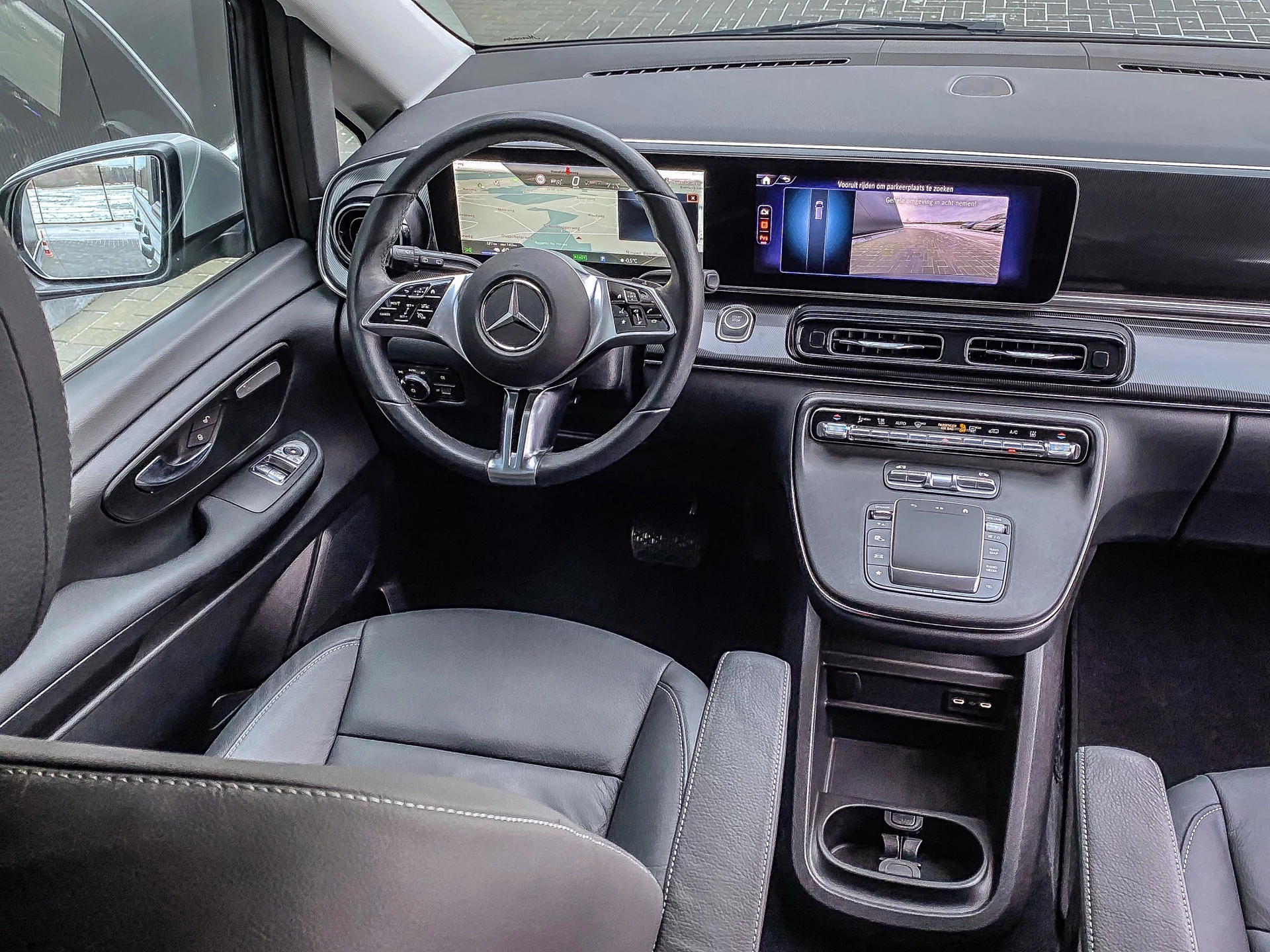 Hoofdafbeelding Mercedes-Benz EQV