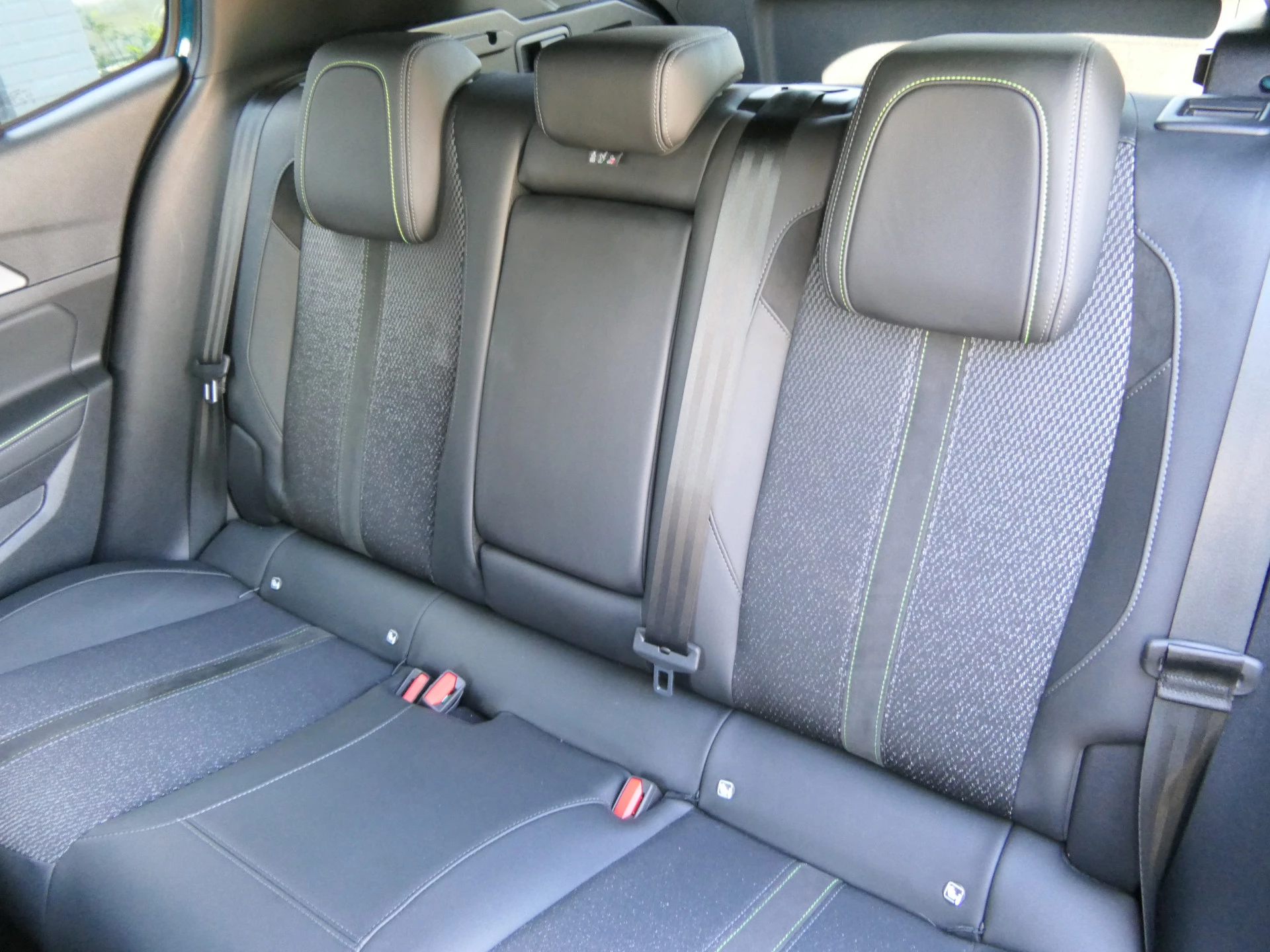 Hoofdafbeelding Peugeot 408