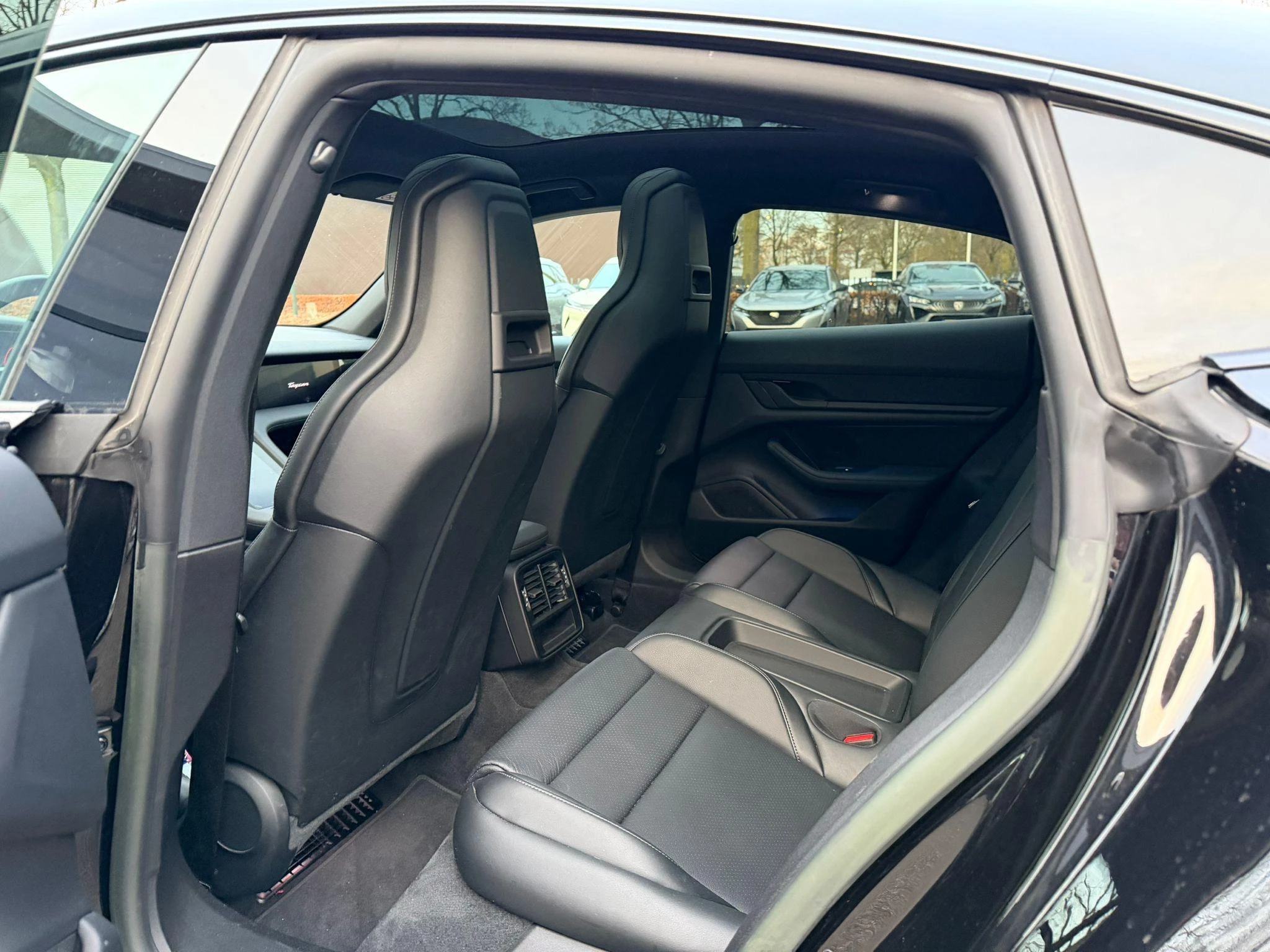 Hoofdafbeelding Porsche Taycan