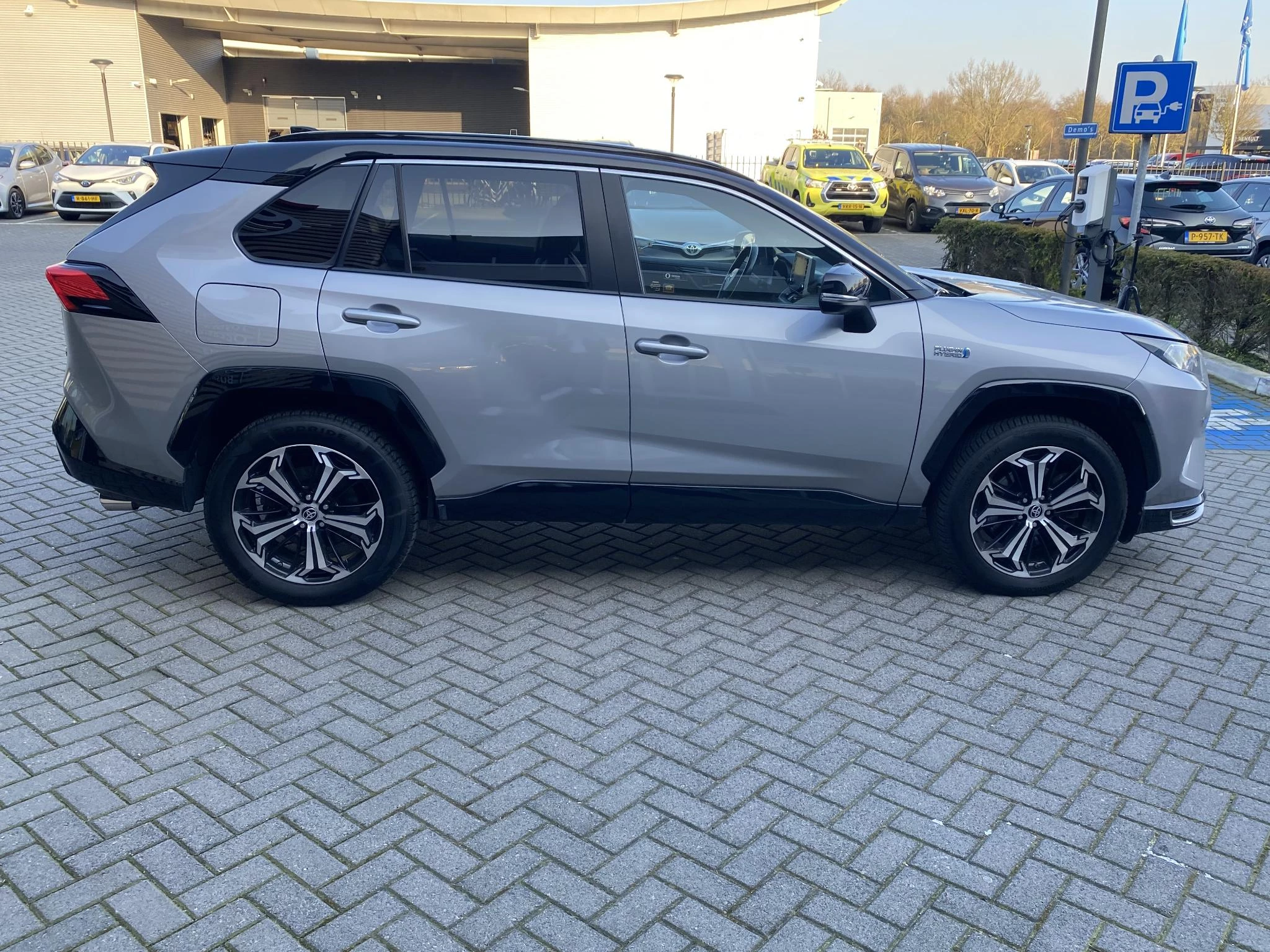 Hoofdafbeelding Toyota RAV4