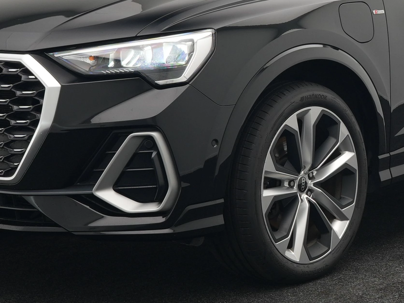 Hoofdafbeelding Audi Q3