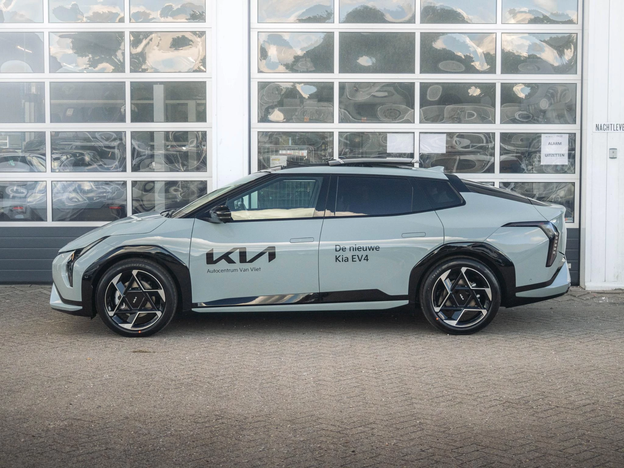 Hoofdafbeelding Kia EV4