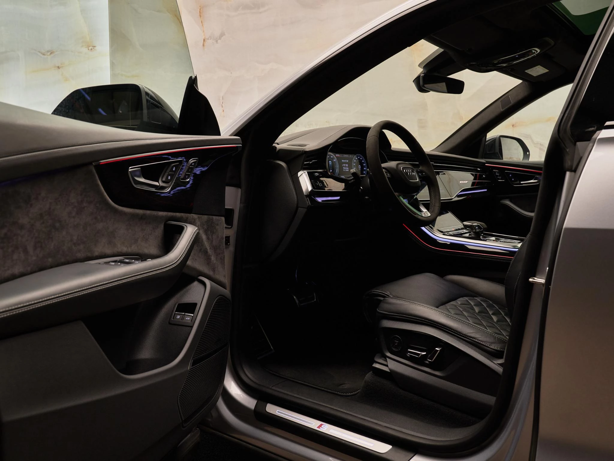 Hoofdafbeelding Audi Q8