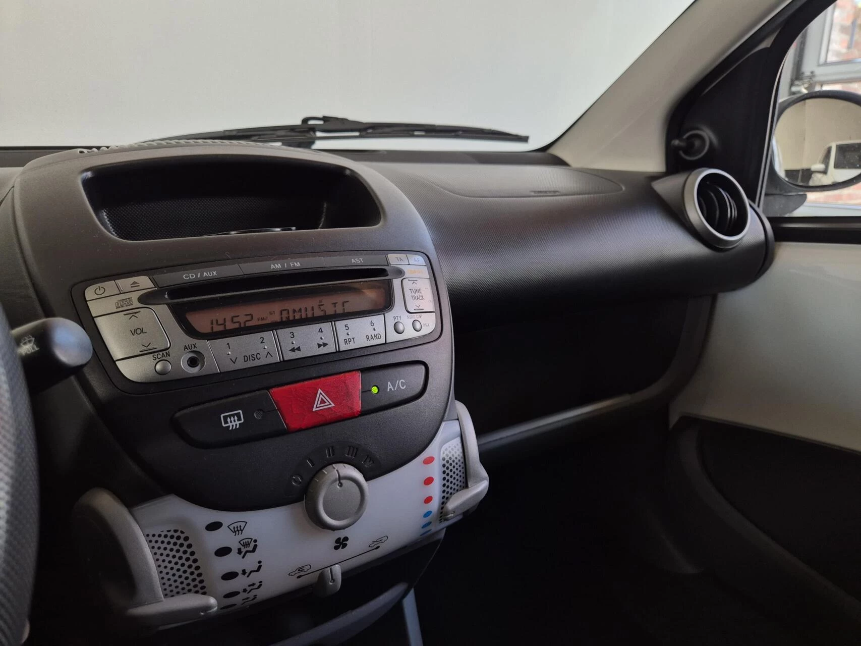 Hoofdafbeelding Peugeot 107