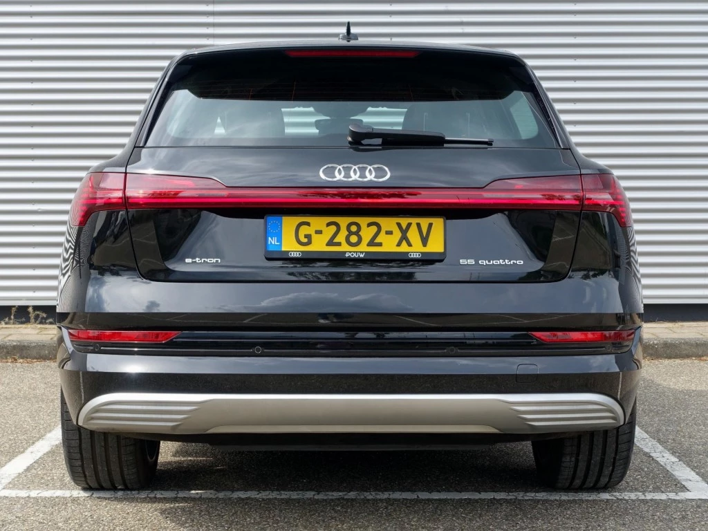 Hoofdafbeelding Audi e-tron