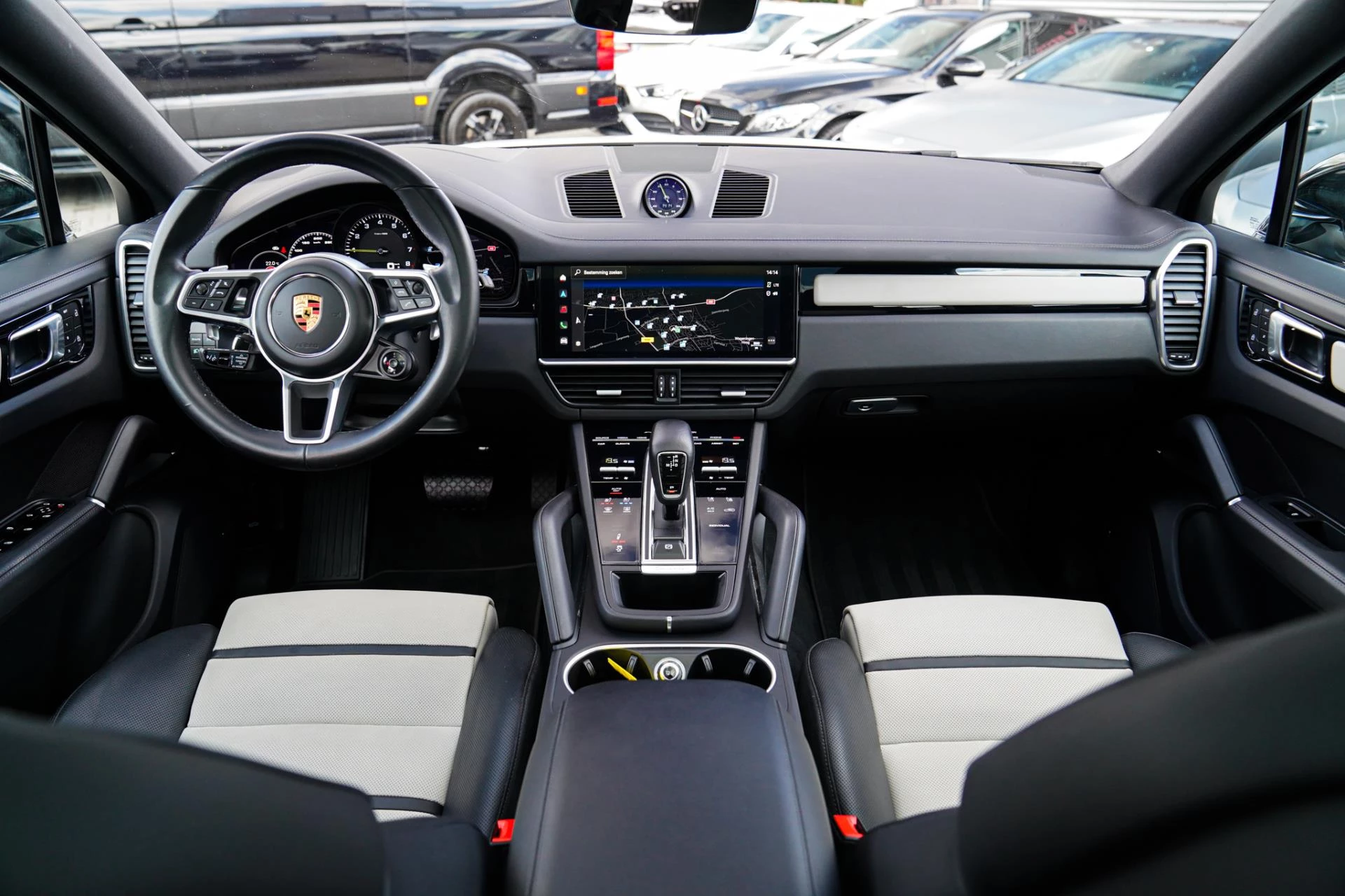 Hoofdafbeelding Porsche Cayenne