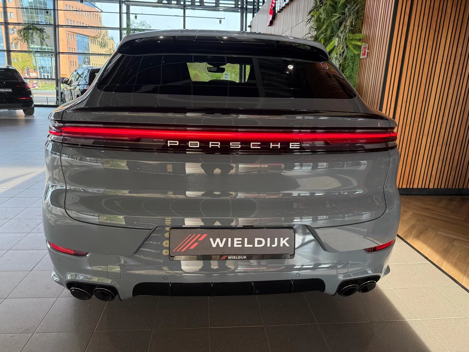 Hoofdafbeelding Porsche Cayenne