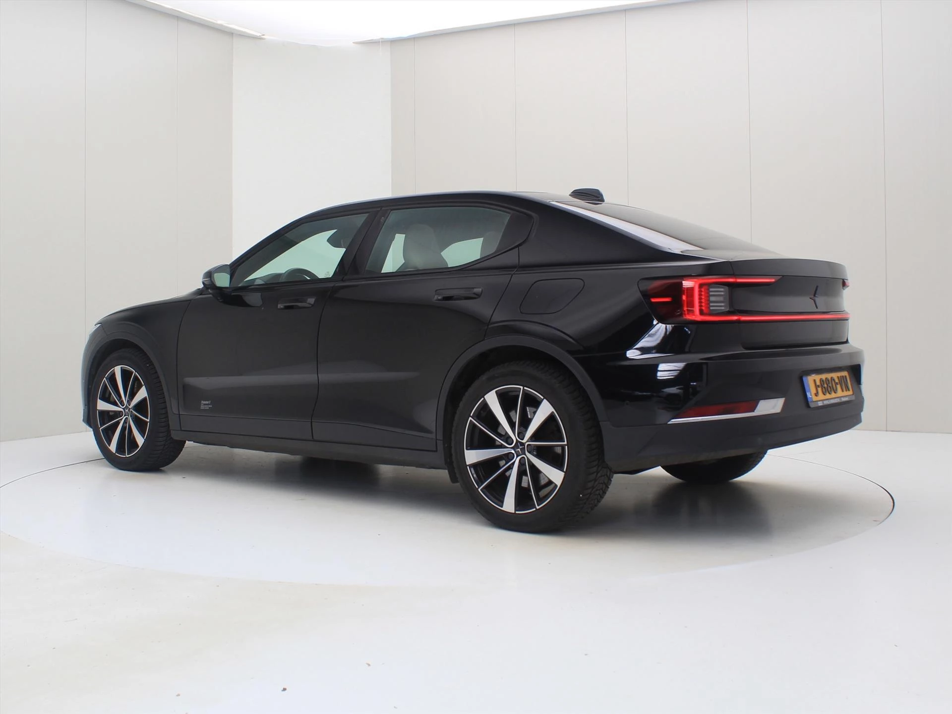 Hoofdafbeelding Polestar 2