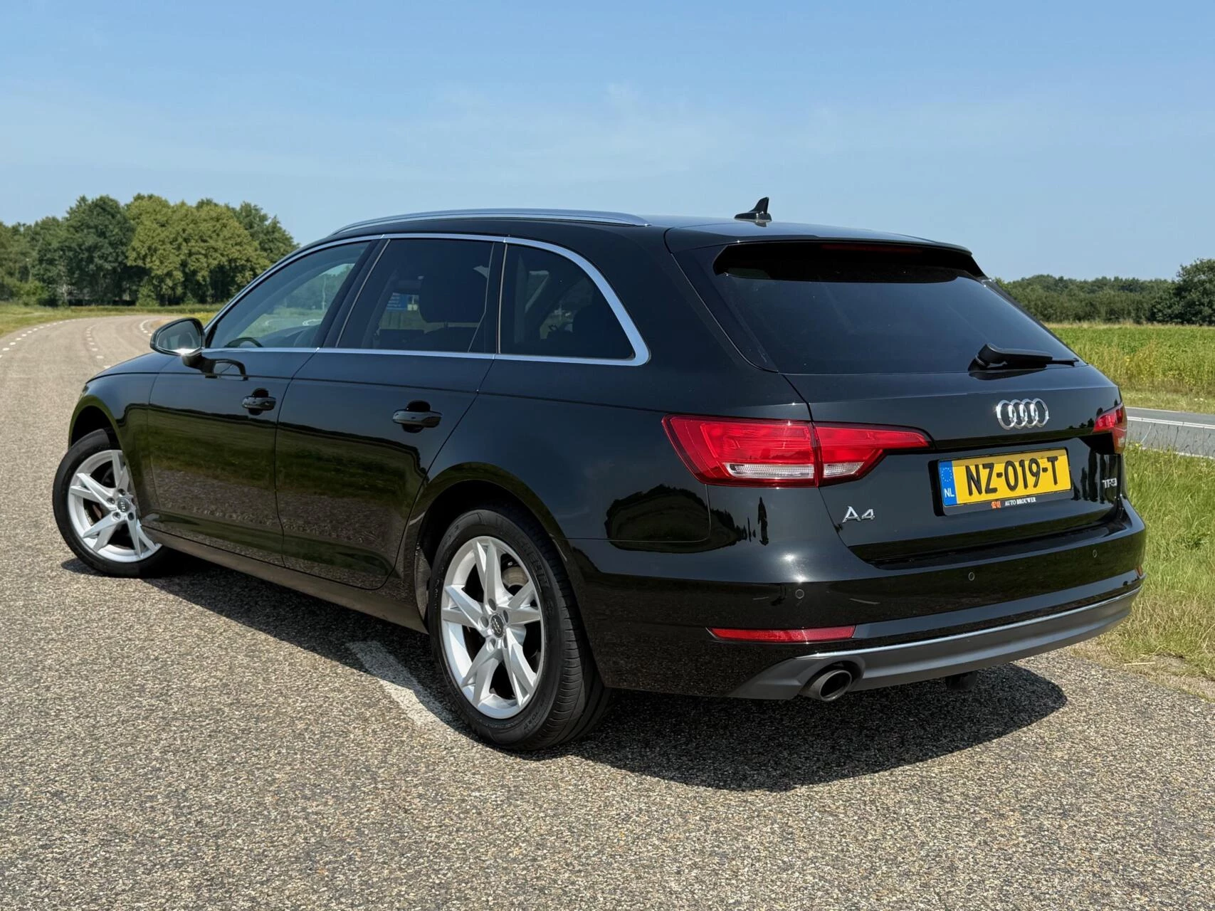 Hoofdafbeelding Audi A4