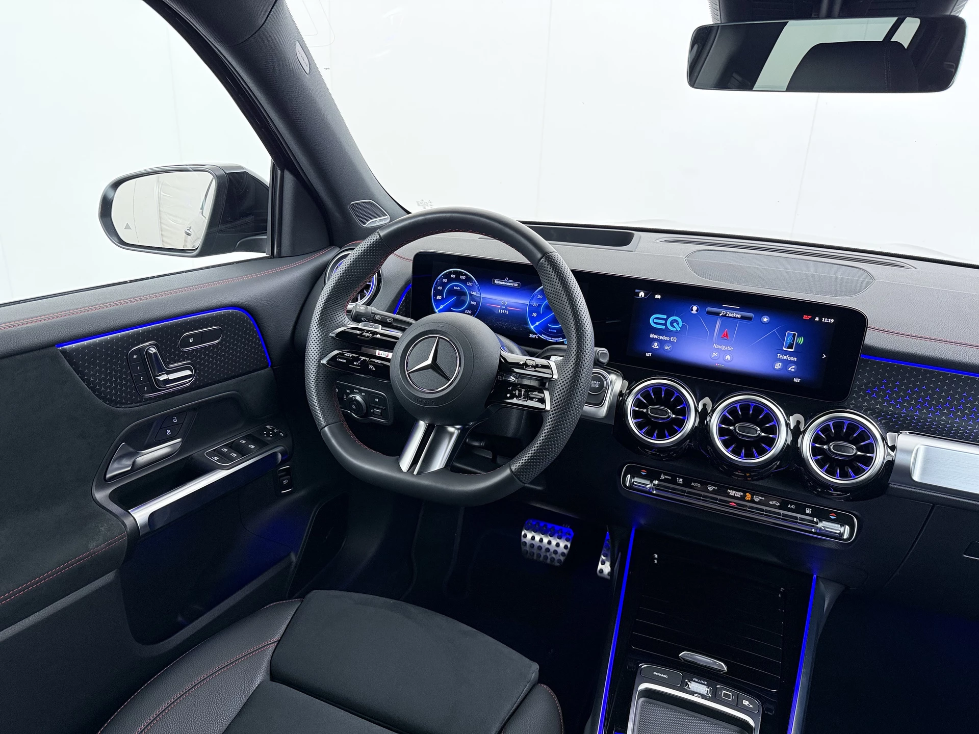 Hoofdafbeelding Mercedes-Benz EQB