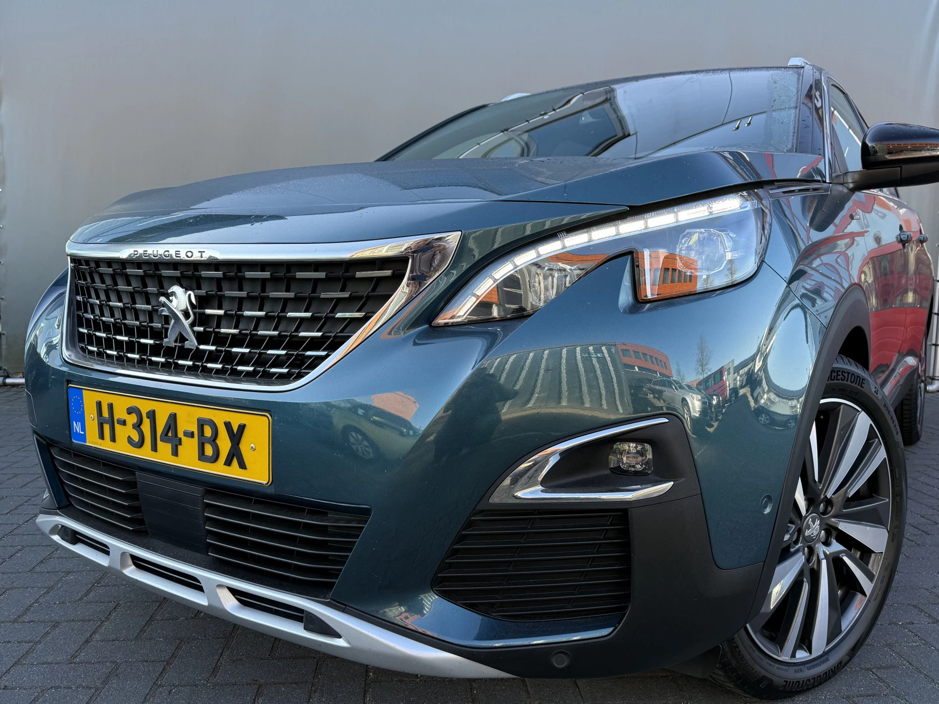 Hoofdafbeelding Peugeot 5008