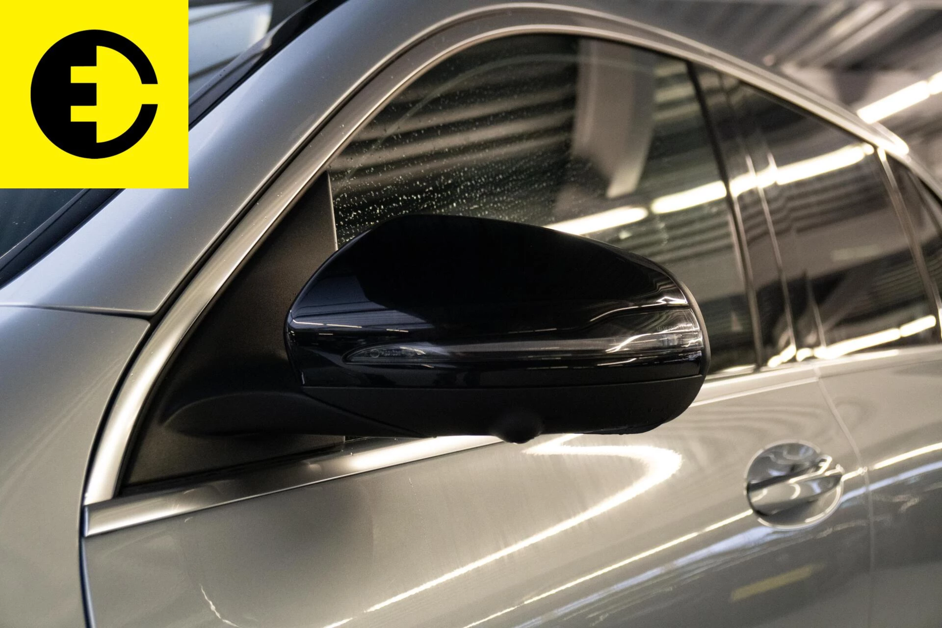 Hoofdafbeelding Mercedes-Benz EQC