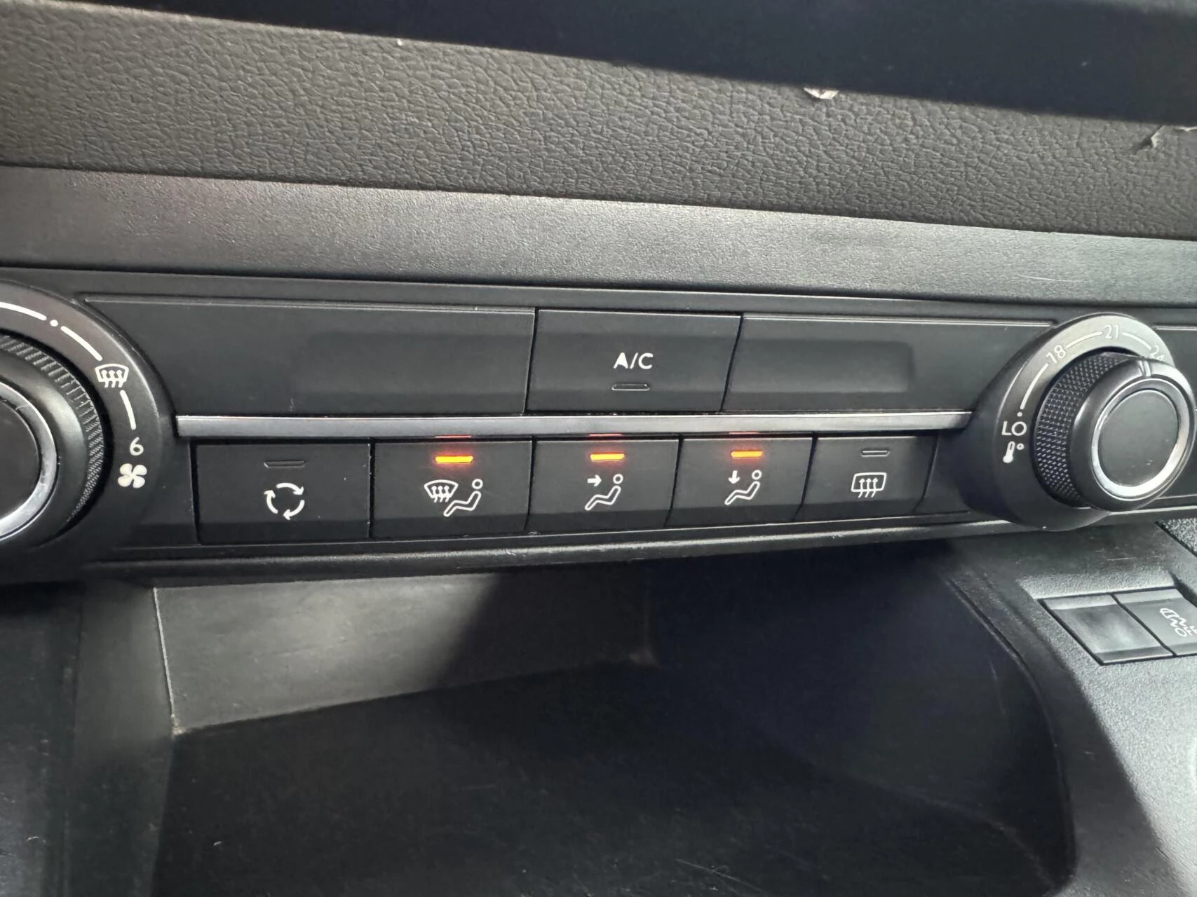 Hoofdafbeelding Peugeot Rifter