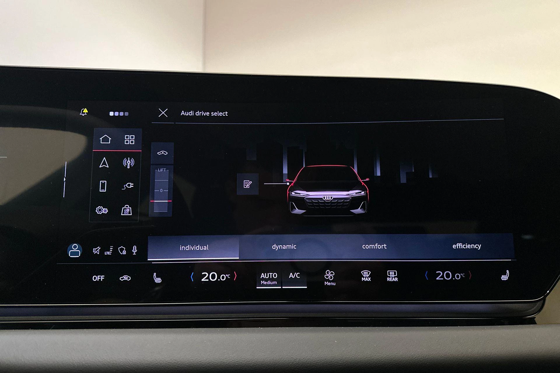 Hoofdafbeelding Audi A6 e-tron