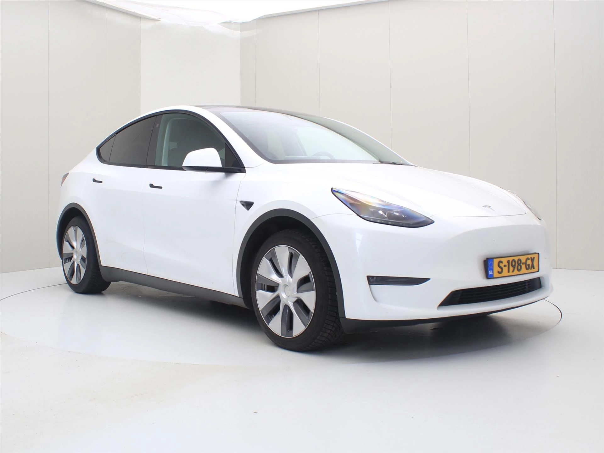 Hoofdafbeelding Tesla Model Y