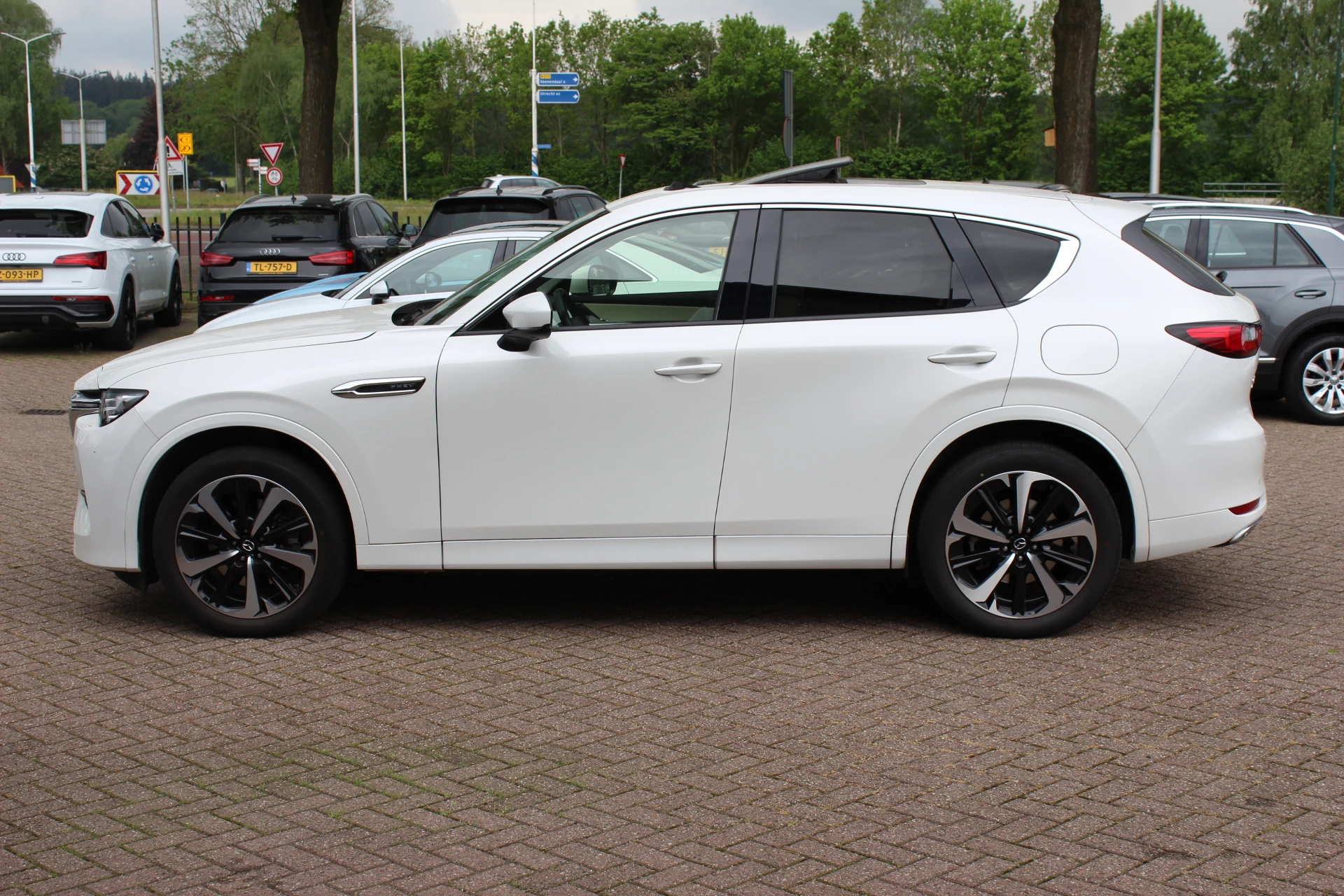 Hoofdafbeelding Mazda CX-60