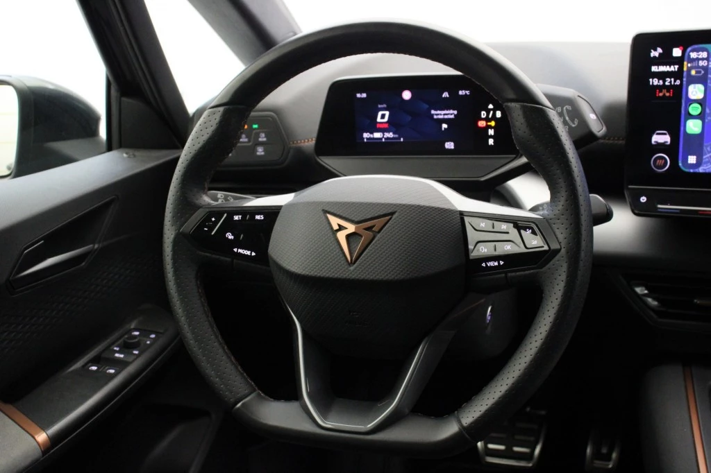 Hoofdafbeelding CUPRA Born