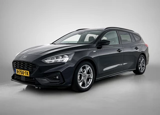 Hoofdafbeelding Ford Focus Ford Focus Wagon 1.5 EcoBoost ST Line Automaat (NAVIGATIE, STUUR-/STOELVERWARMING, B&O SOUND, CAMERA, 1e EIGENAAR)
