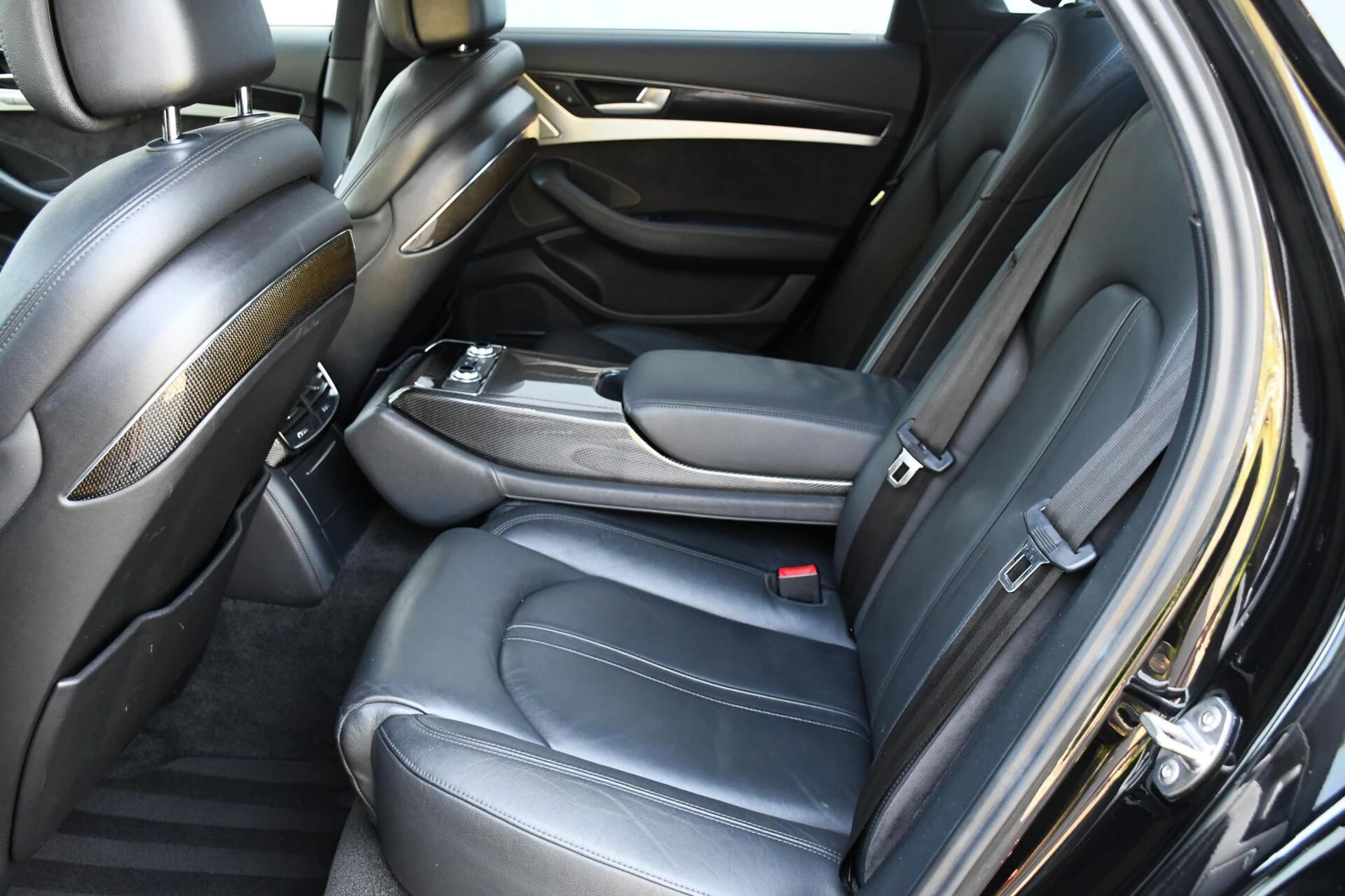 Hoofdafbeelding Audi S8