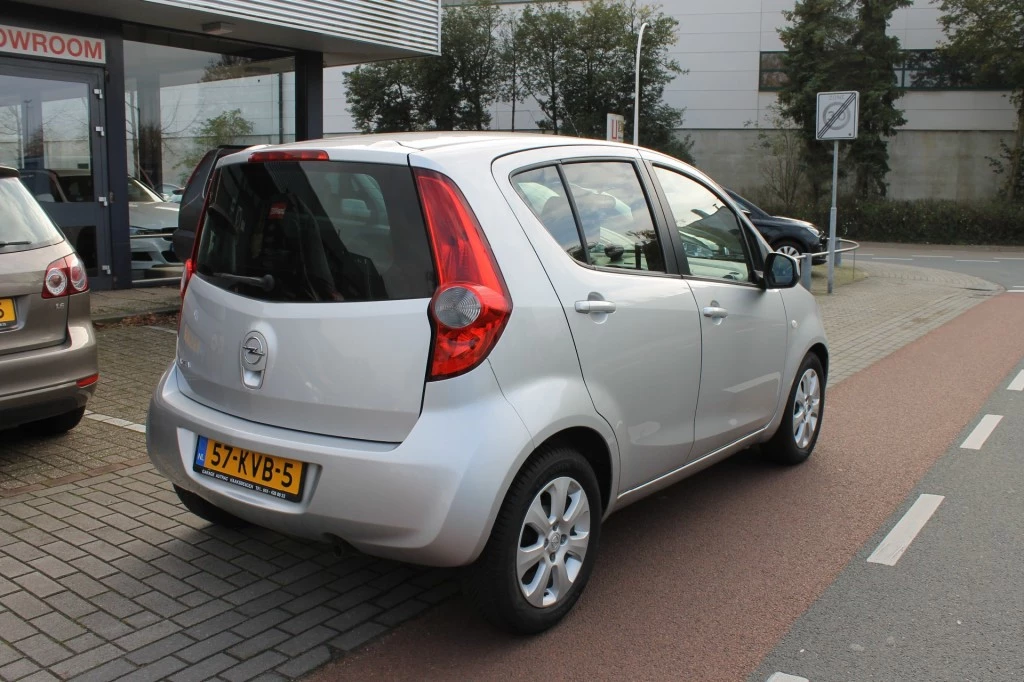 Hoofdafbeelding Opel Agila