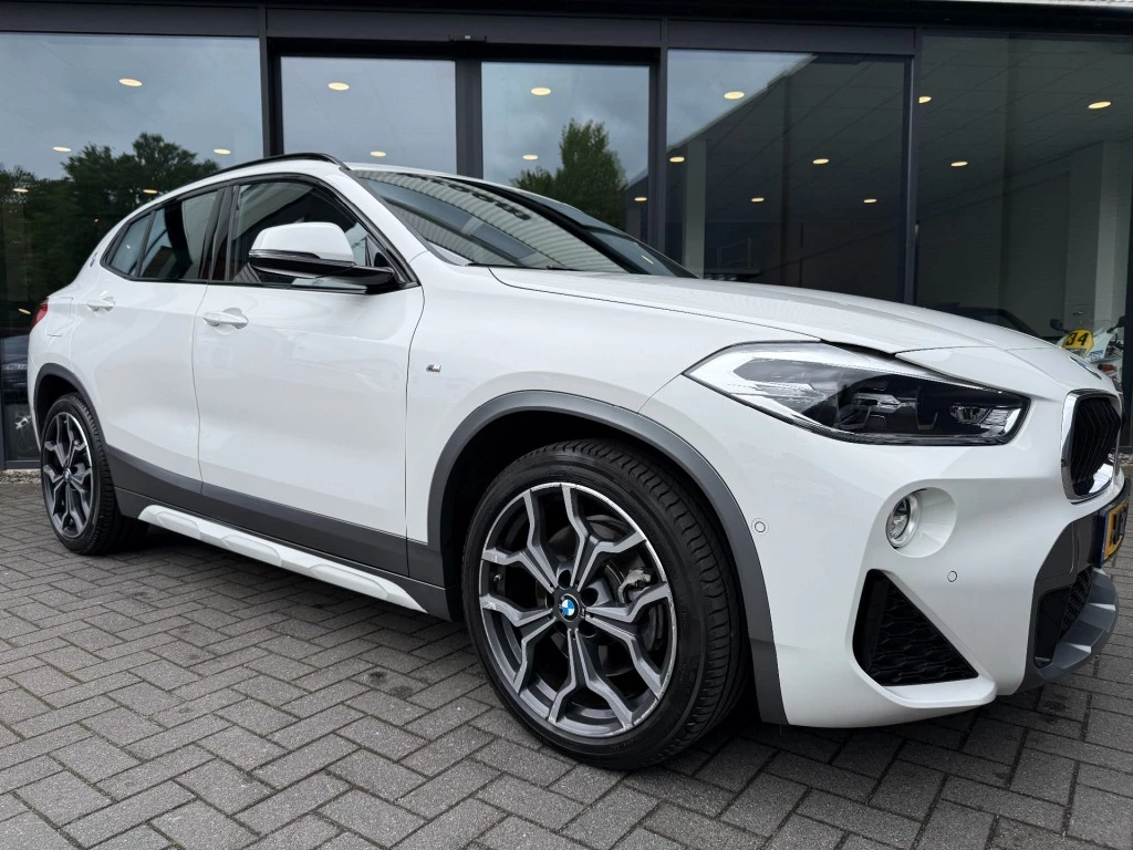 Hoofdafbeelding BMW X2