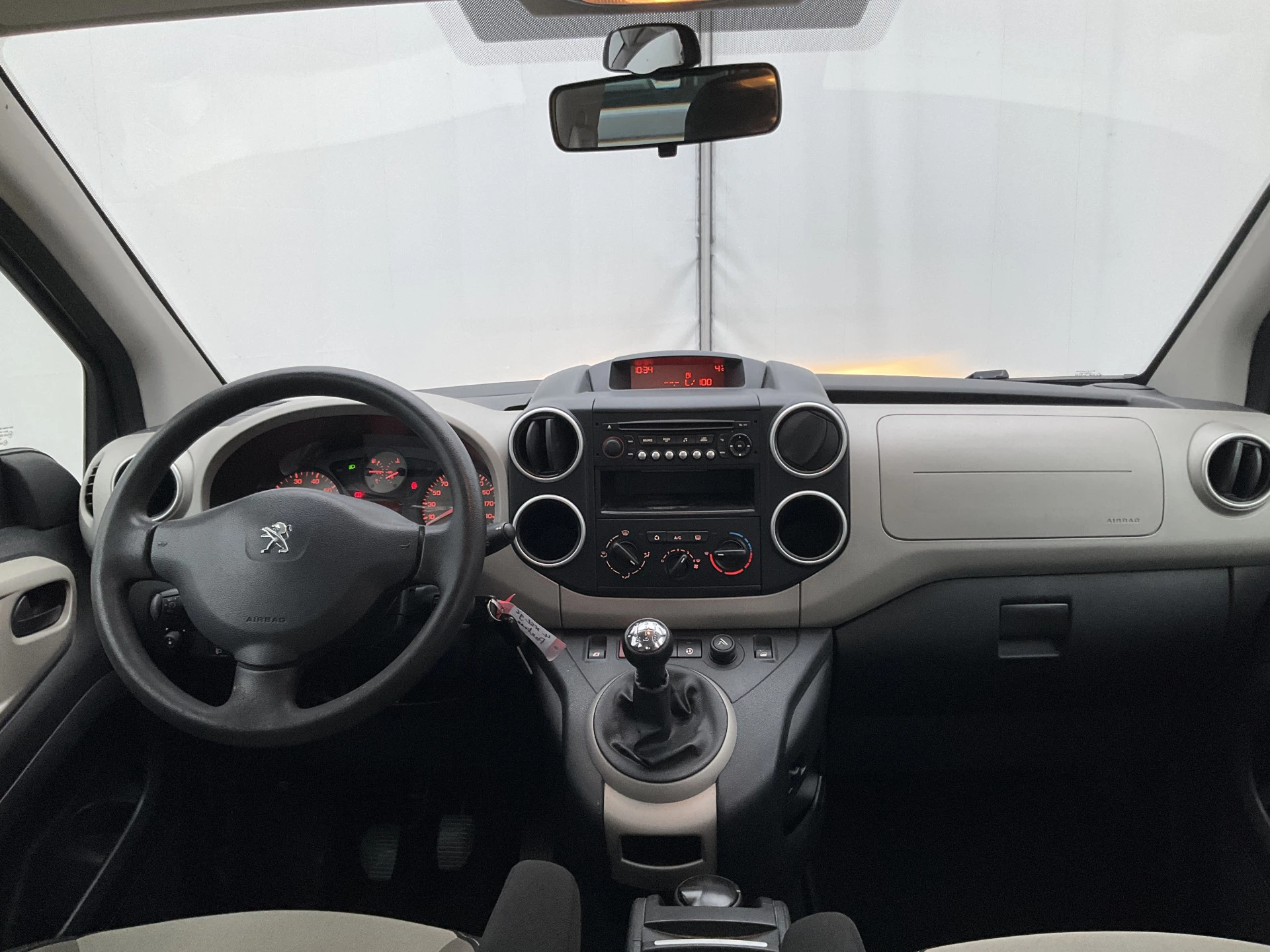 Hoofdafbeelding Peugeot Partner