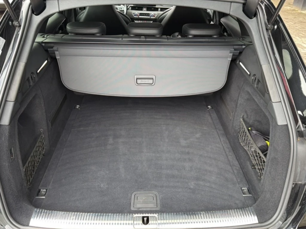 Hoofdafbeelding Audi RS4