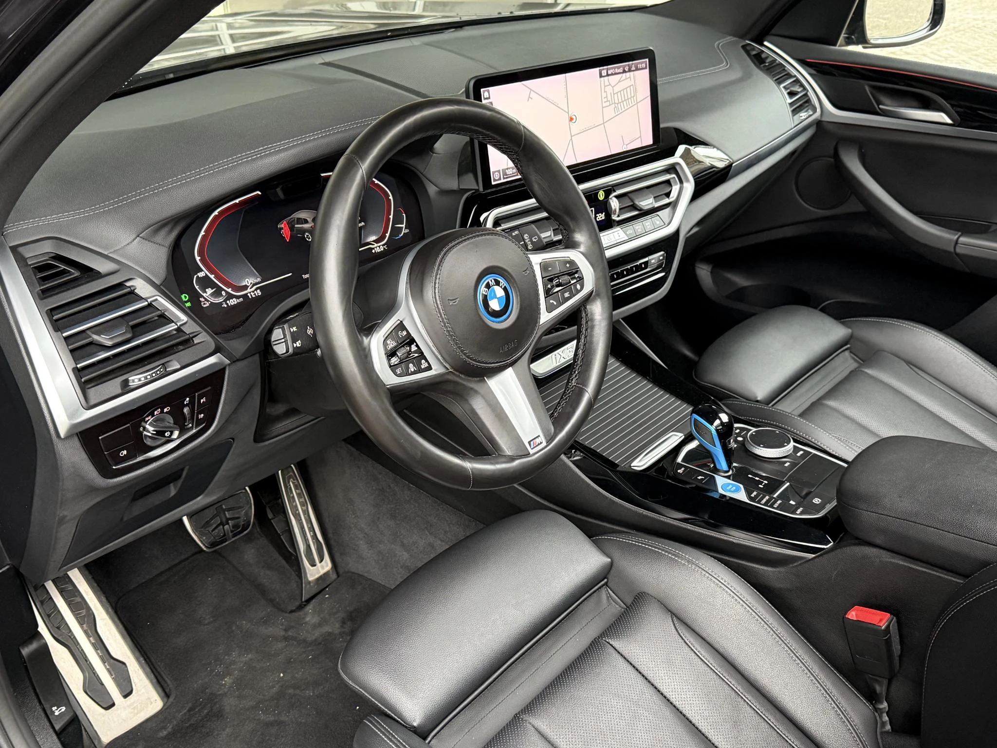 Hoofdafbeelding BMW iX3