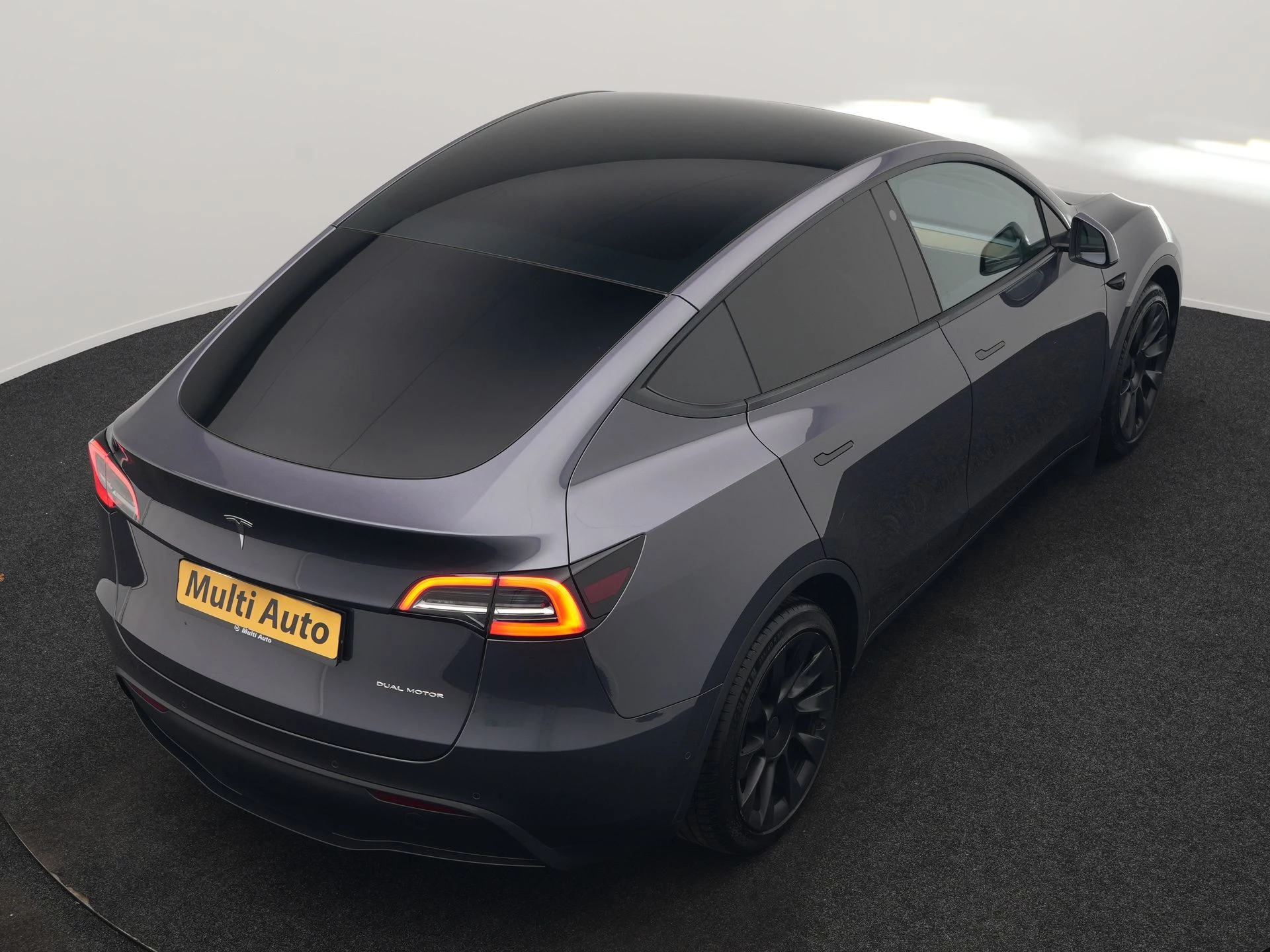 Hoofdafbeelding Tesla Model Y