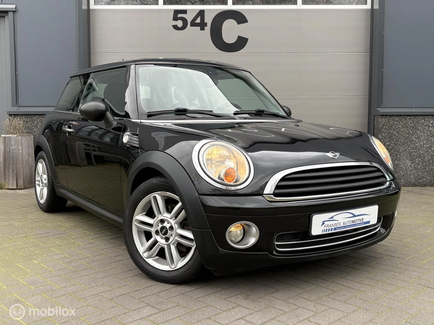 Hoofdafbeelding MINI One