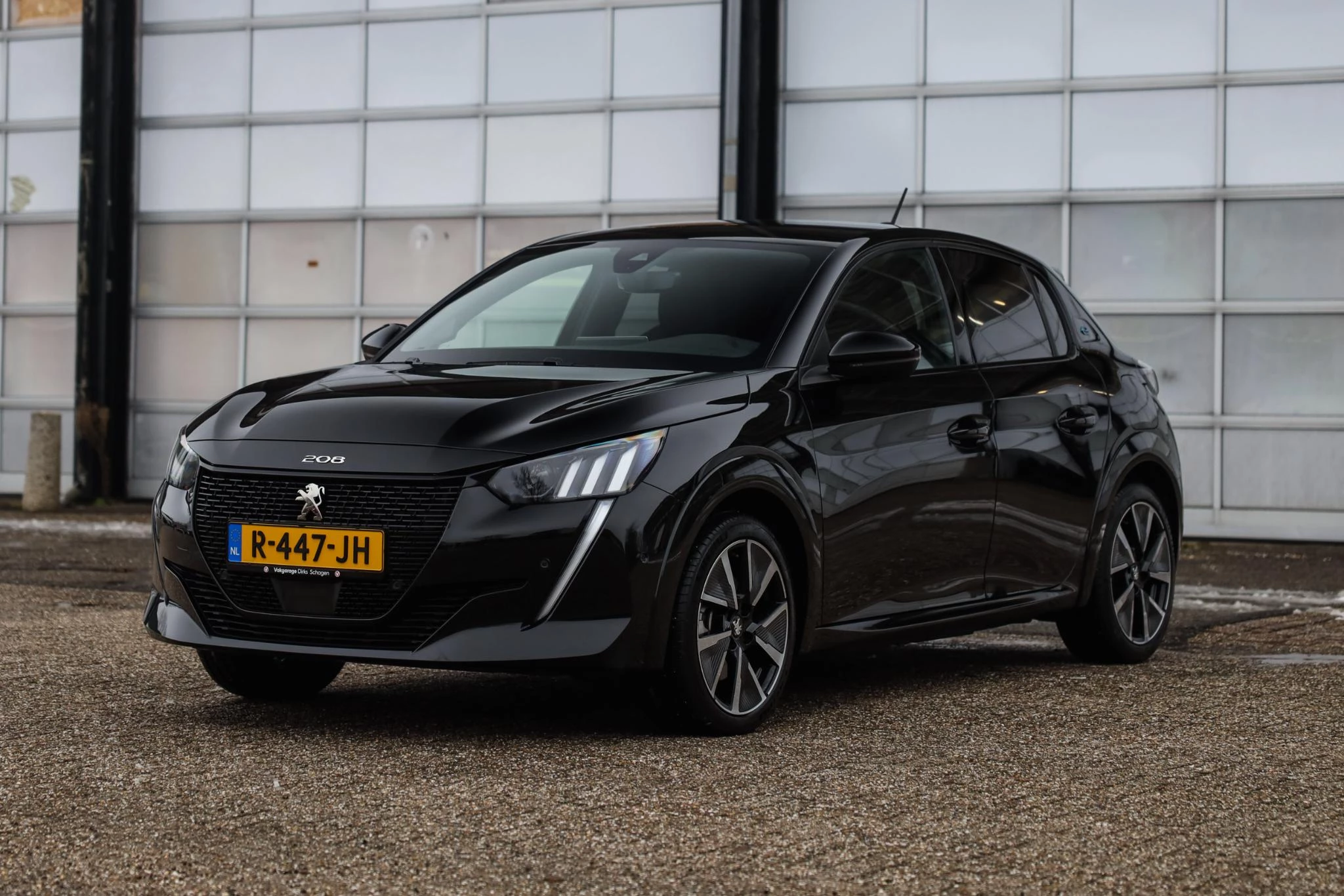 Hoofdafbeelding Peugeot e-208