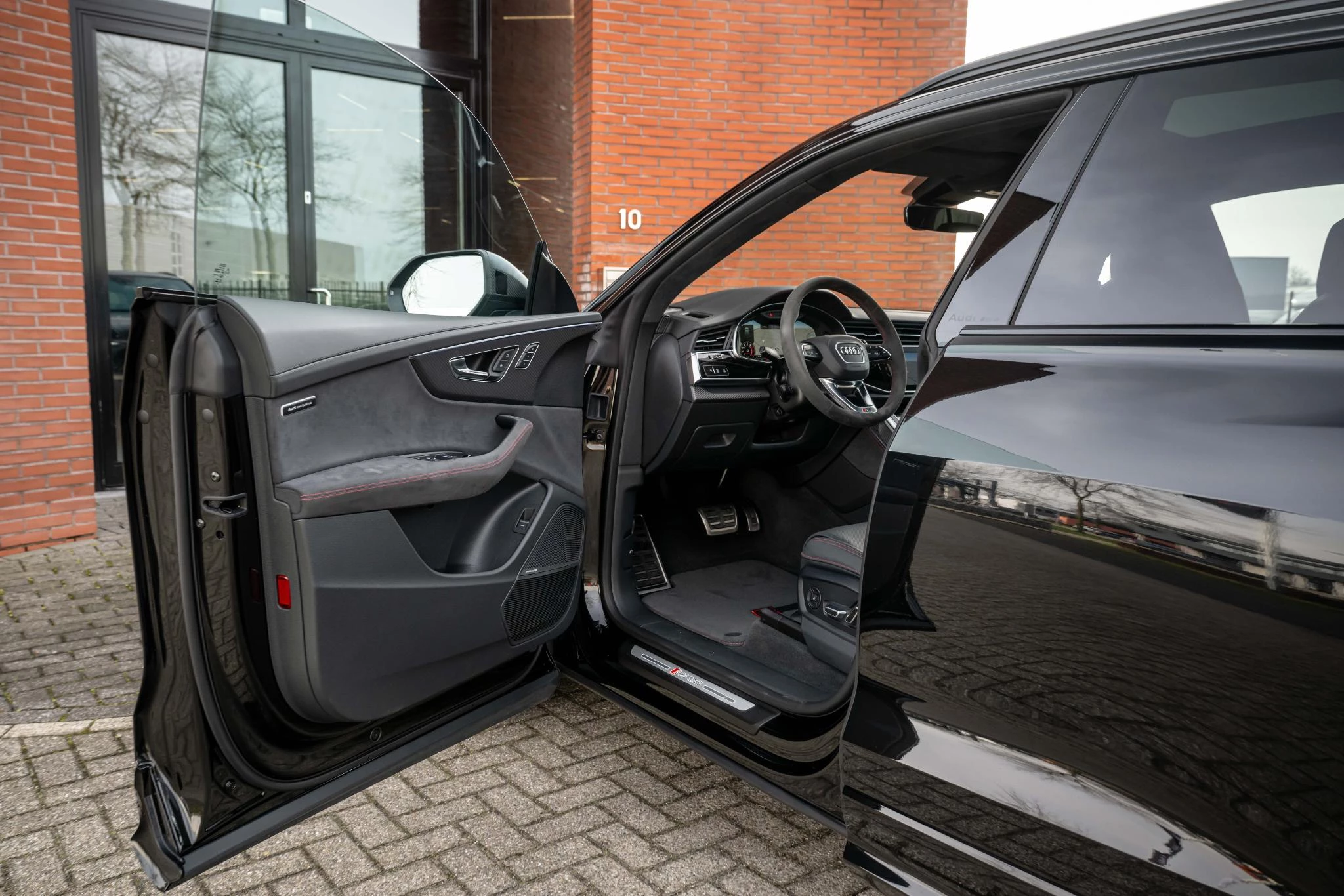 Hoofdafbeelding Audi RSQ8