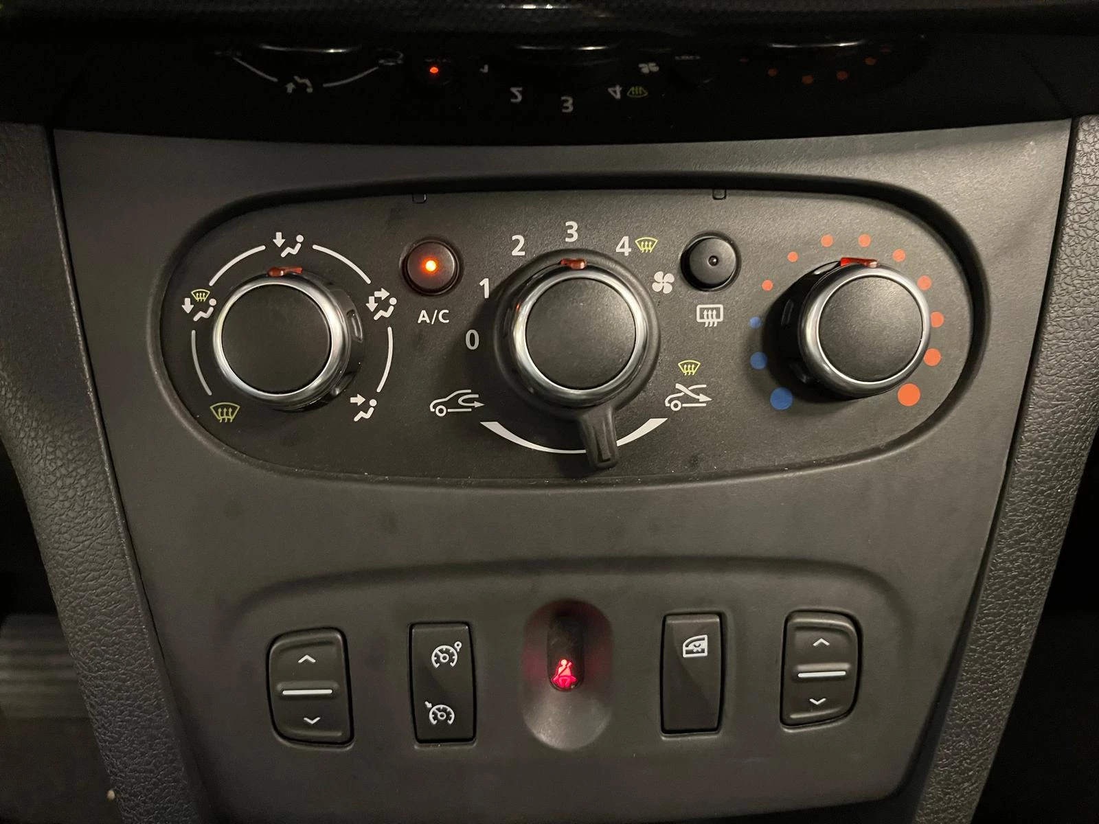 Hoofdafbeelding Dacia Logan