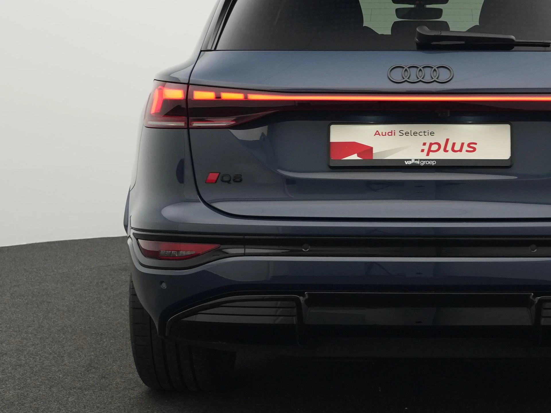 Hoofdafbeelding Audi Q6 e-tron