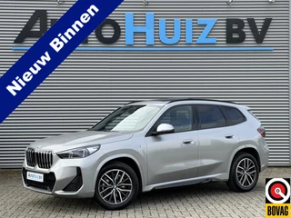 BMW X1 sDrive20i M Sport Premium Pakket Panoramadak Trekhaak Achteruitrijcamera Stoelverwarming Keyless Entry Carplay