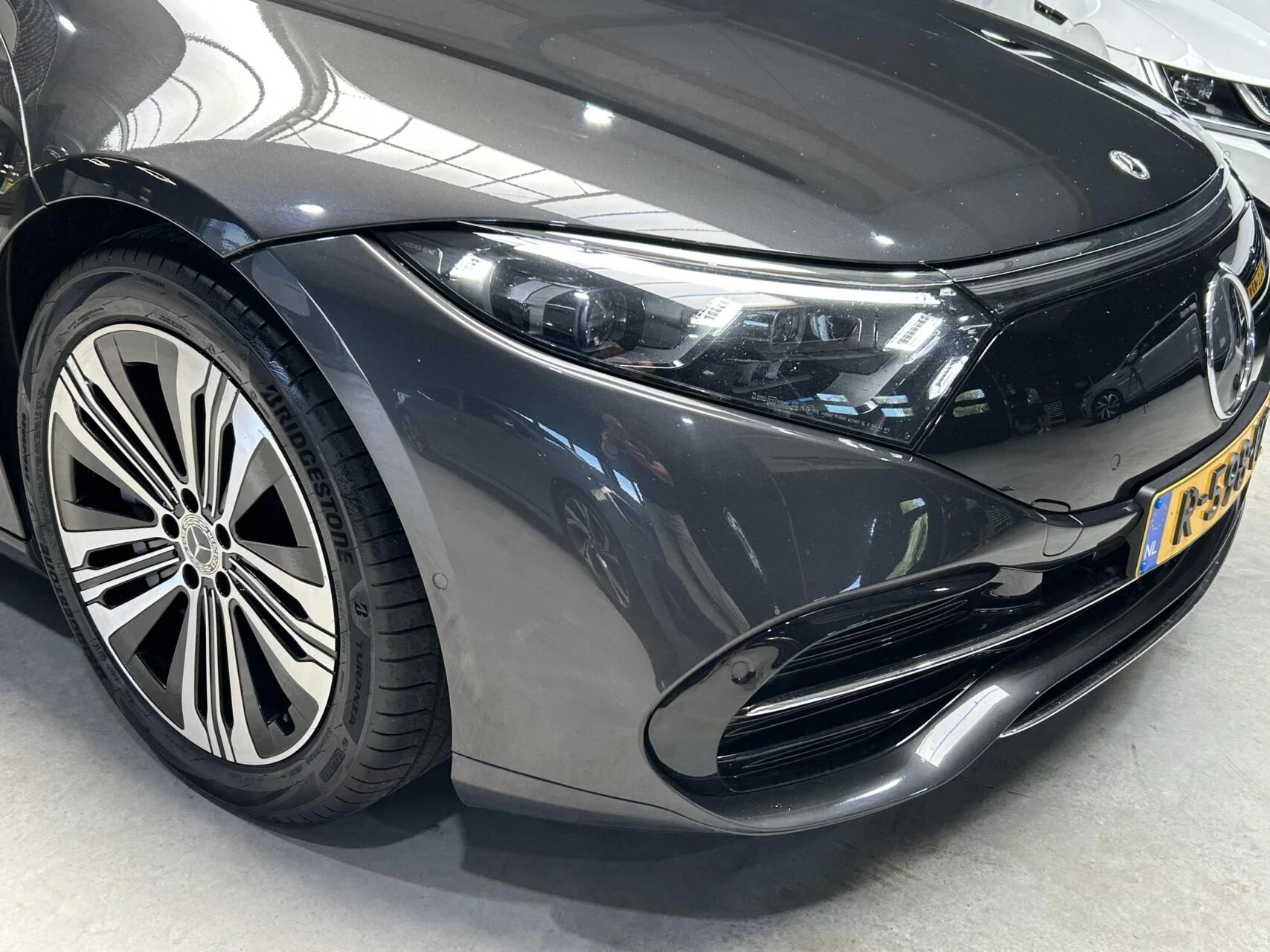 Hoofdafbeelding Mercedes-Benz EQS