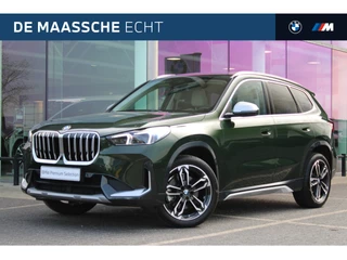 BMW X1 sDrive20i High Executive xLine Automaat / Trekhaak / Panoramadak / Sportstoelen / Adaptieve LED / Head-Up / Harman-Kardon / 19 inch Styling 871M