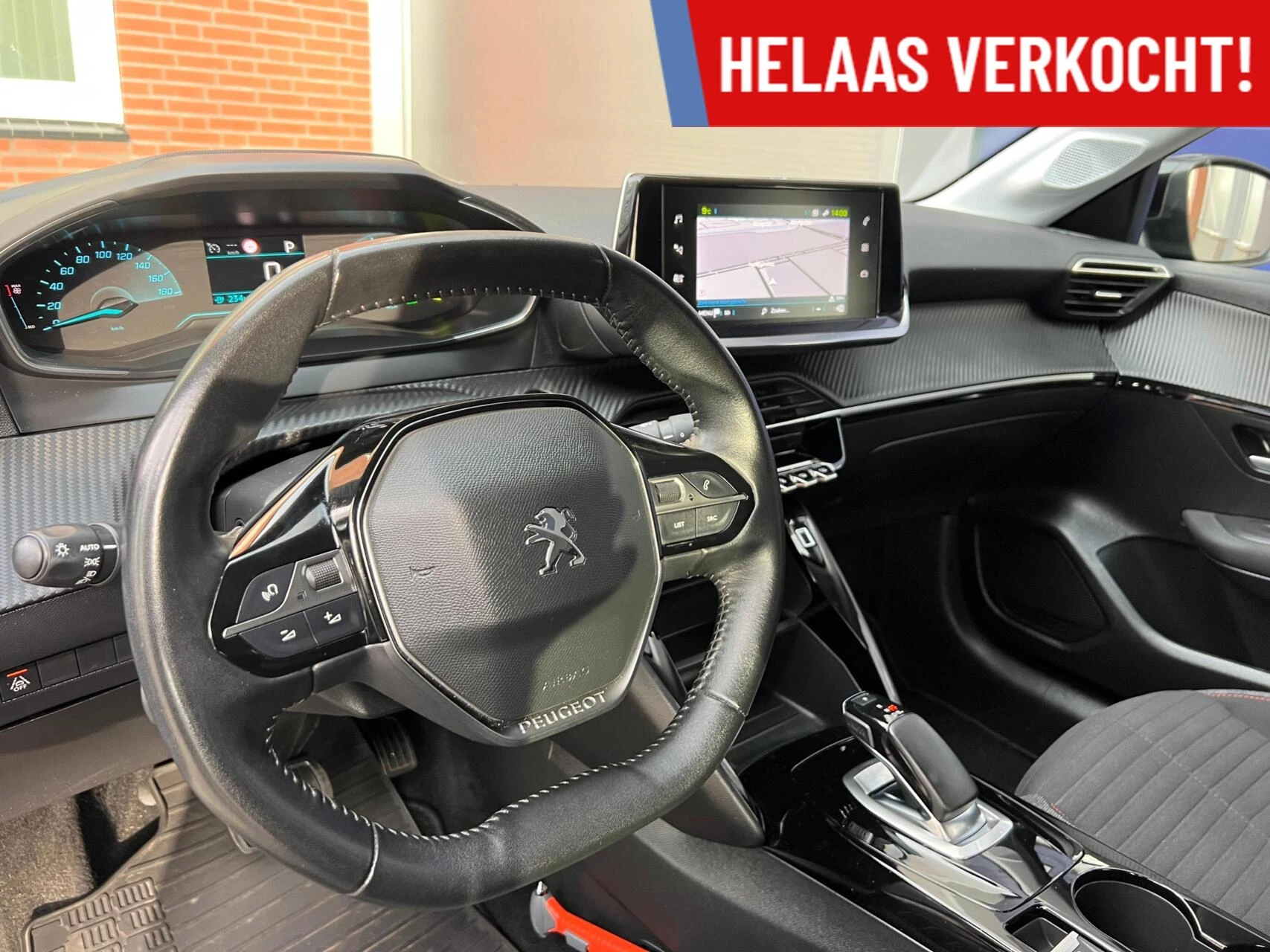 Hoofdafbeelding Peugeot e-208