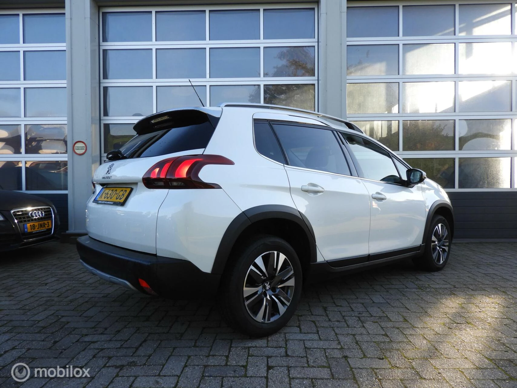 Hoofdafbeelding Peugeot 2008