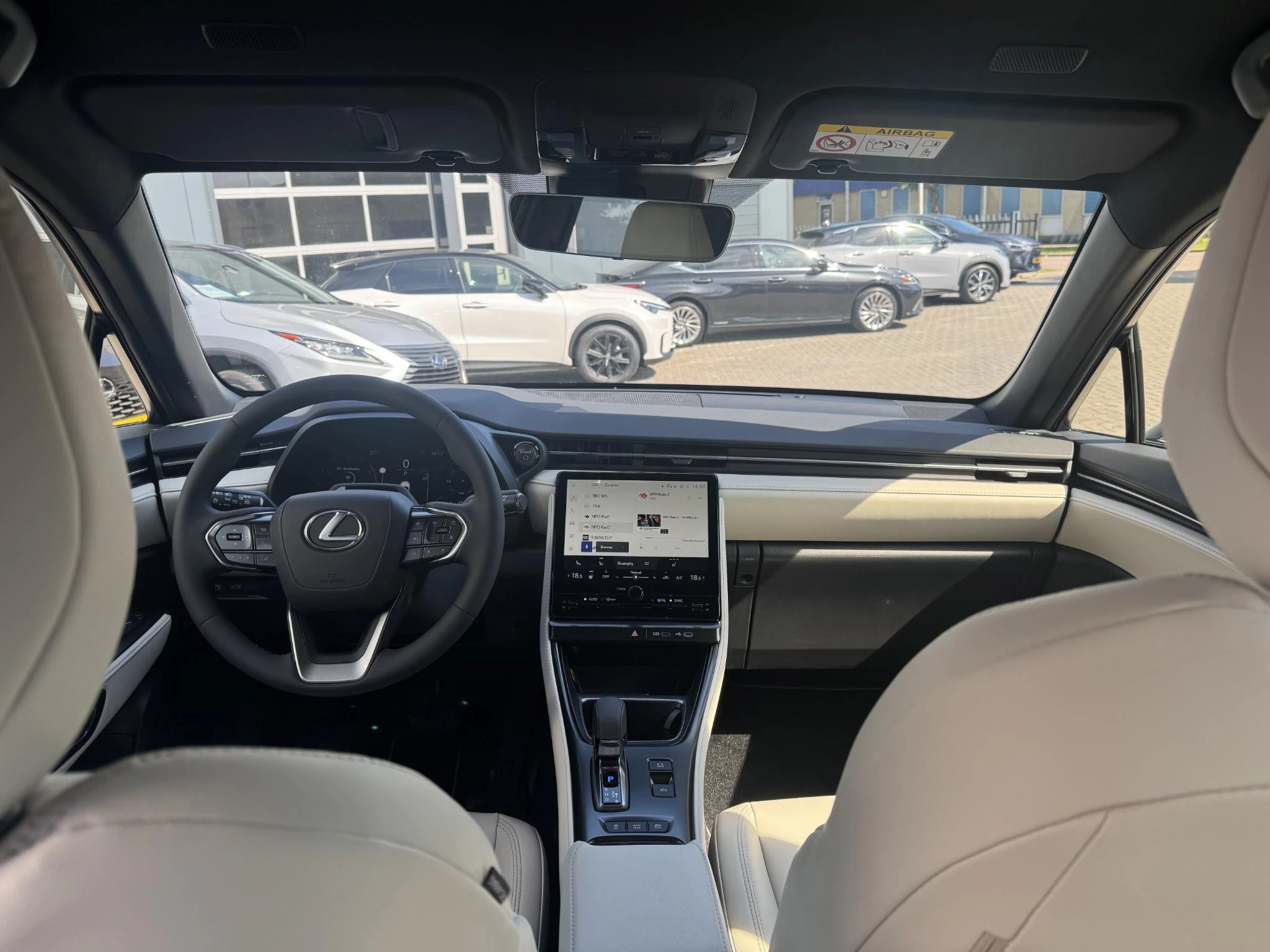 Hoofdafbeelding Lexus LBX