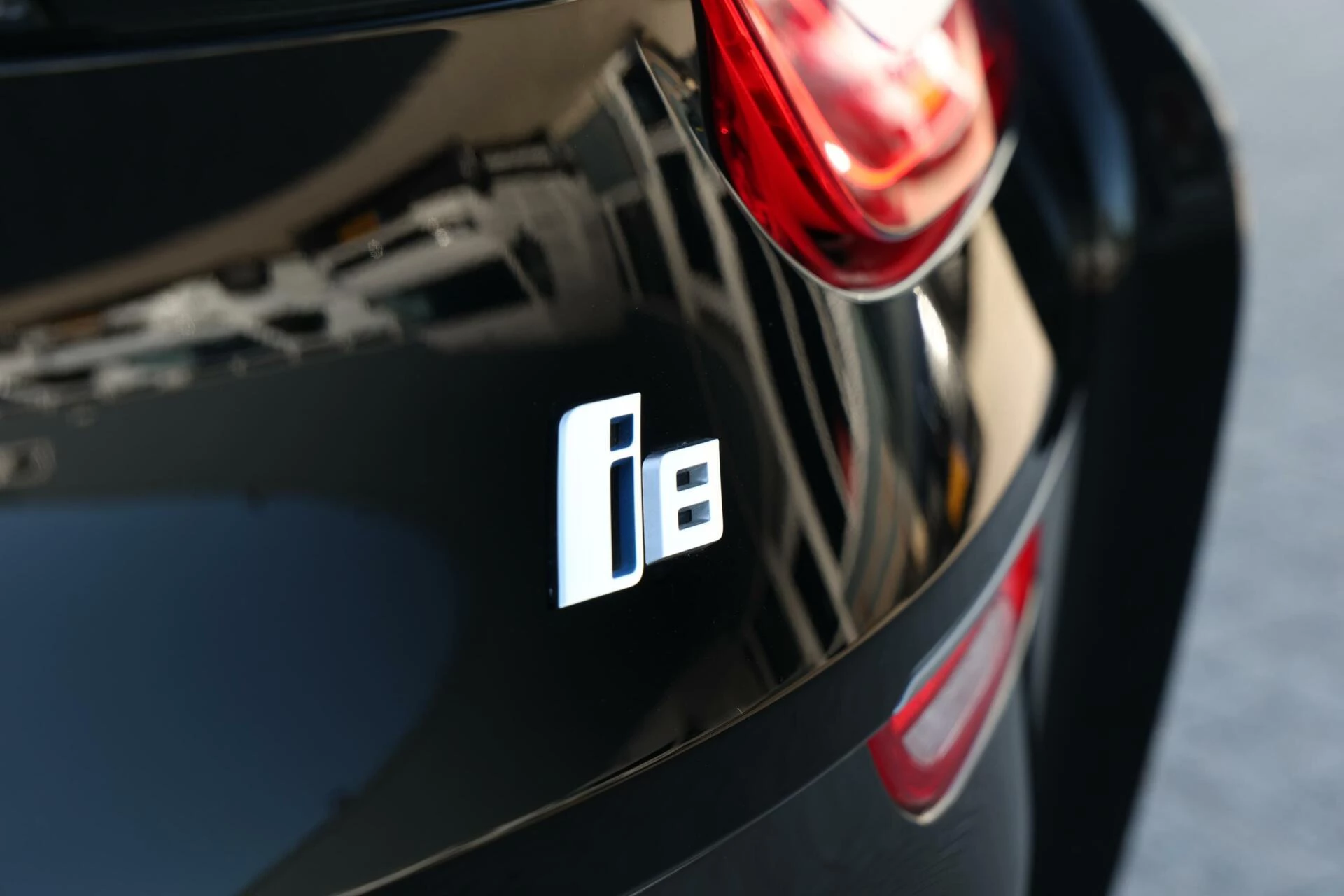 Hoofdafbeelding BMW i8
