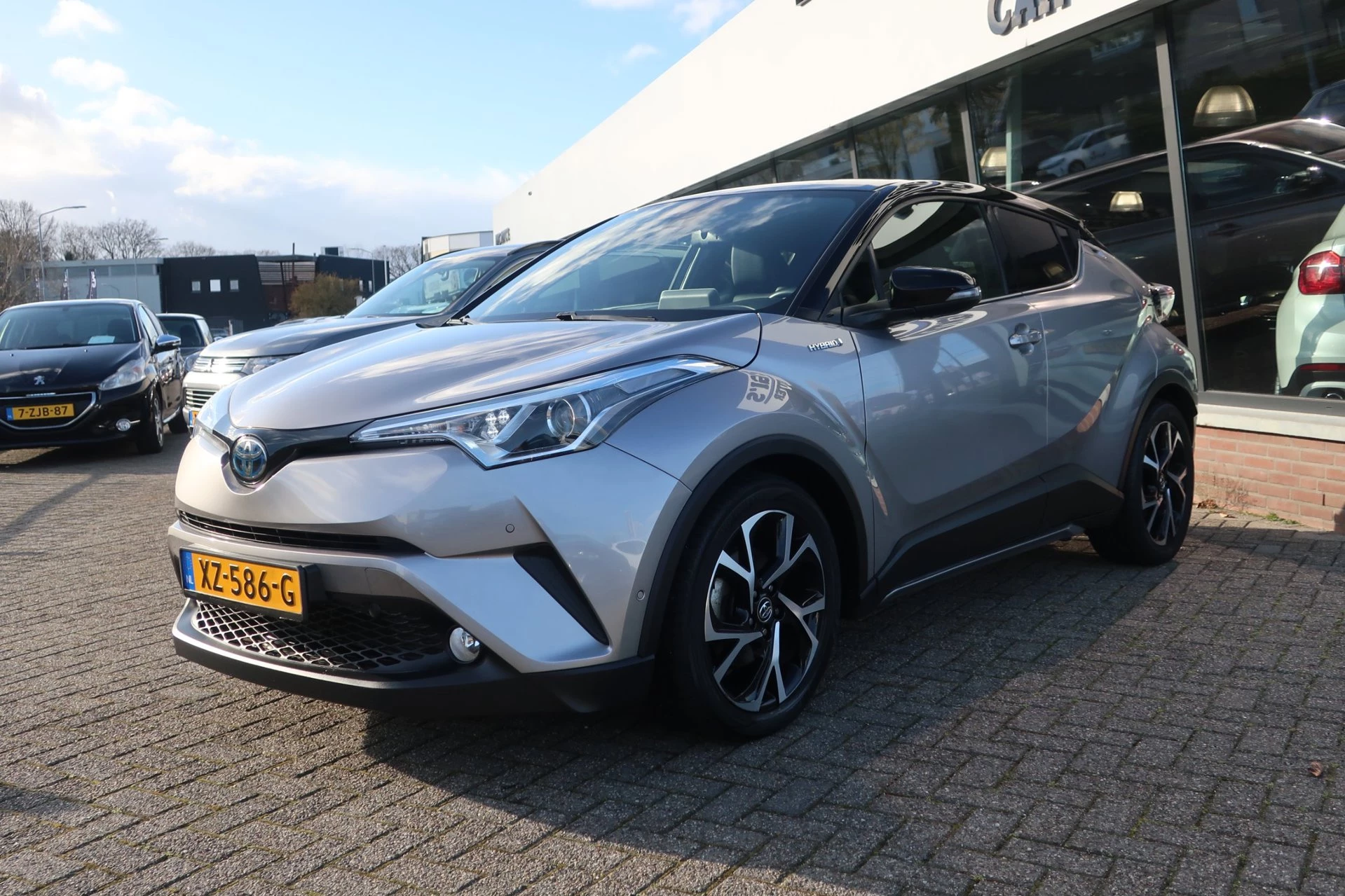 Hoofdafbeelding Toyota C-HR