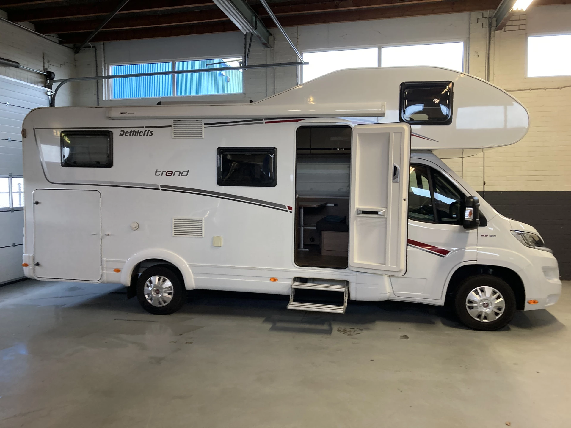 Hoofdafbeelding Dethleffs Trend A 6977 Alkoof | 6 Persoons | 150 PK | 2019 | Luxe en Bomvol