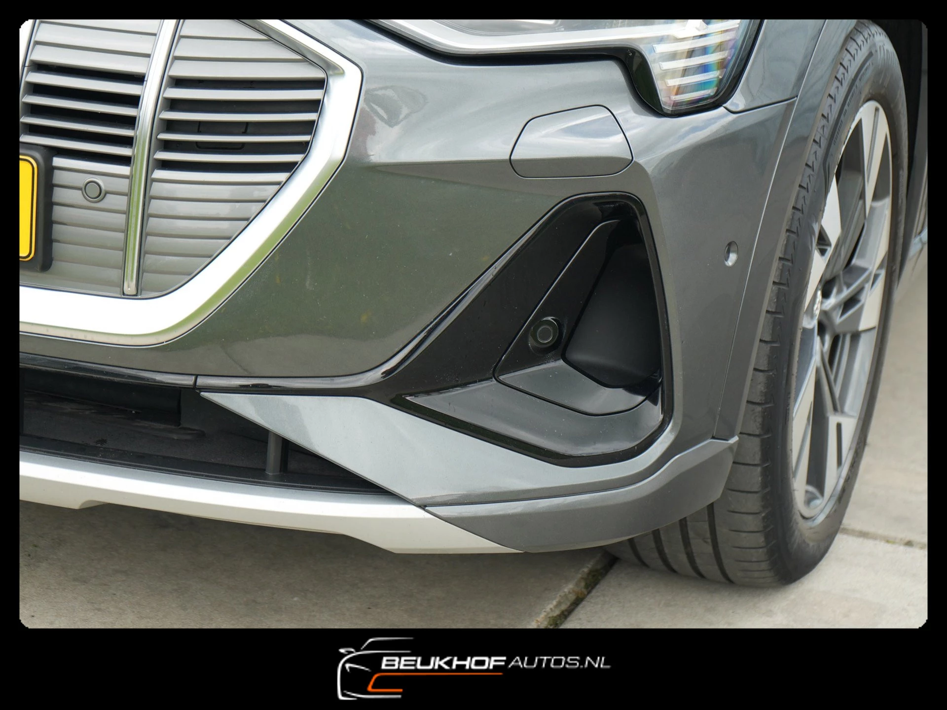 Hoofdafbeelding Audi e-tron