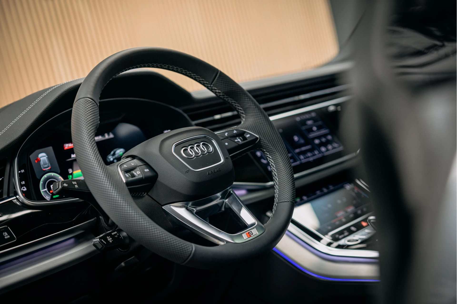 Hoofdafbeelding Audi Q8